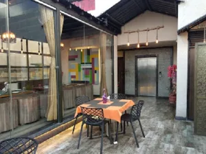 Roof Top Restaurant