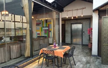 Roof Top Restaurant