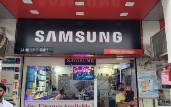 Sandeep e Cube