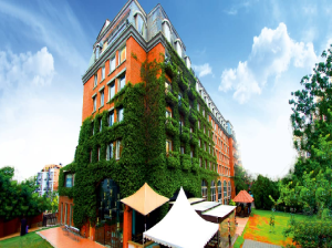 Regenta Central the Crystal