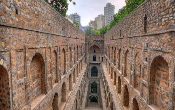 Agrasen ki Baoli