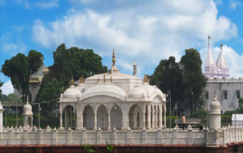 Jain Temple Pawapuri