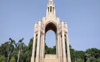 Victoria Memorial Company Gardens and Thornhill Mayne Memorial