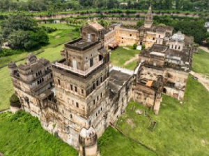 Samthar Fort