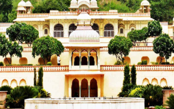 Sisodia Rani Ka Bagh