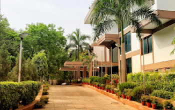 Gujarat Bhawan