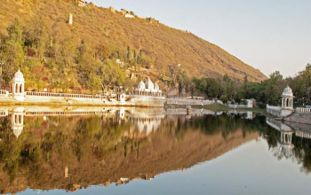 Fateh Sagar Lake