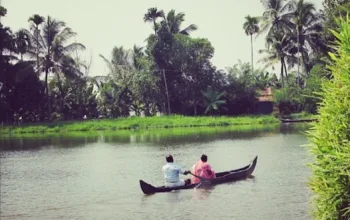 Alleppey ( Alappuzha )
