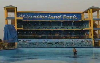 Wonderland Water Park