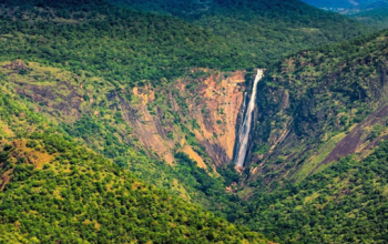 Thalaiyar Waterfalls, Tamil Nadu
