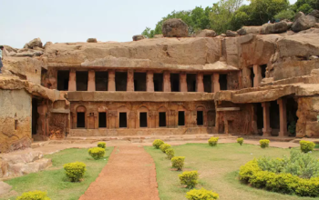 Udayagiri and Khandagiri Caves