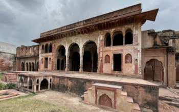 Sheesh Mahal