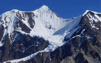 Gorichen Peak