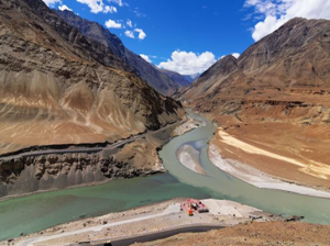 Zanskar River, Ladakh