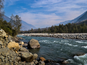 Beas River, Kullu-Manali, Himachal Pradesh